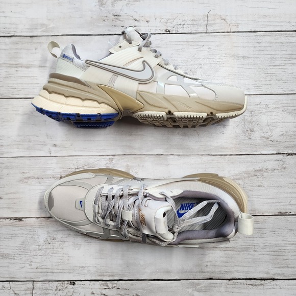 Sz 6 WMNS Nike V2K Run GTX Lt Iron Ore FZ2622 002 - New/NoLid - Picture 1 of 8